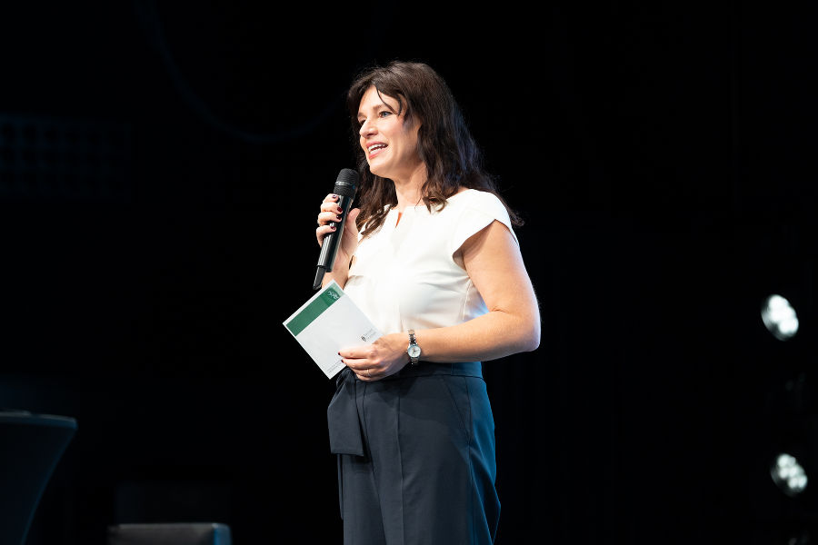 Bereichsleitung Dr.in Birgit Parz-Kovacic Bereichsleitung Dr.in Birgit Parz-Kovacic