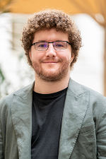 Fotoporträt Maximilian Holzer